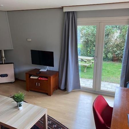 Park Konijnenburg Villa Putten Buitenkant foto